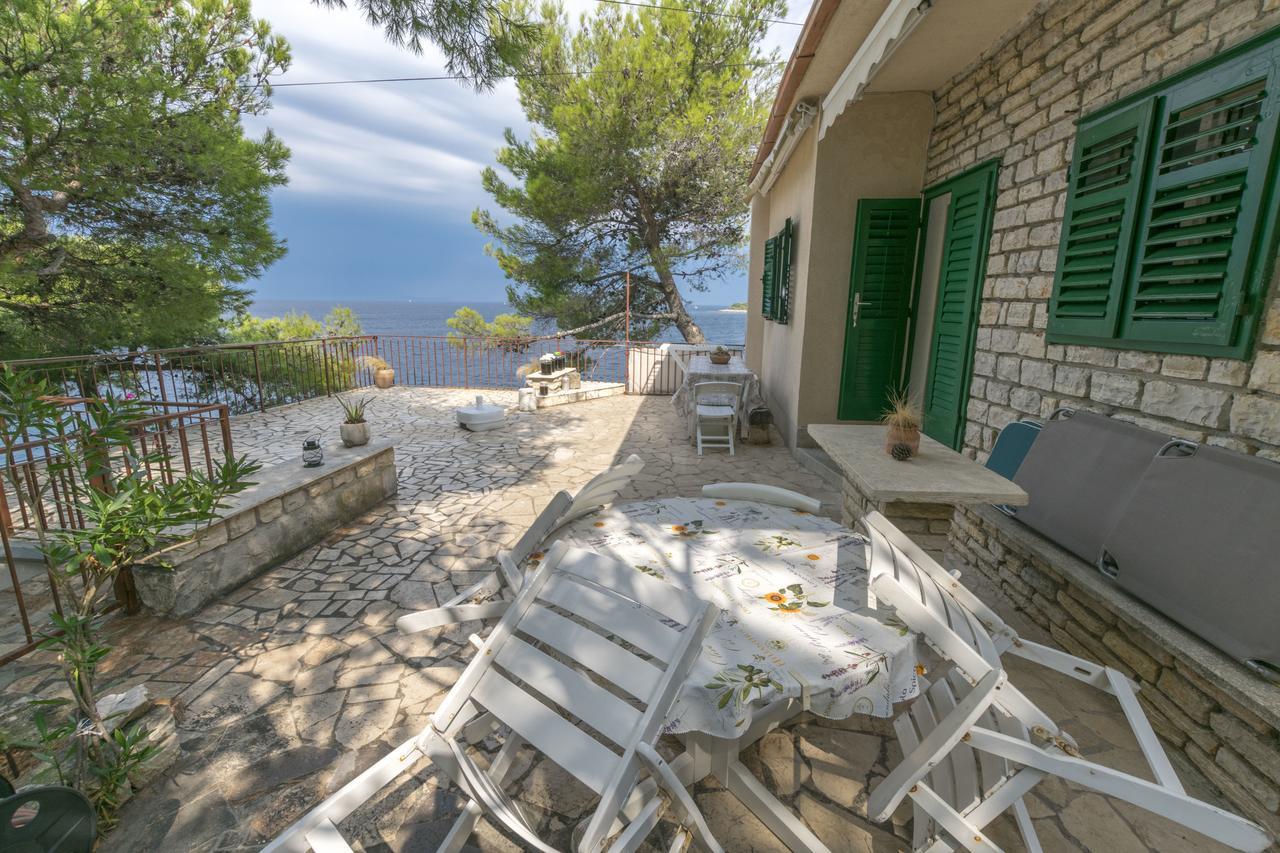 Apartments Ziva Примоштен Екстер'єр фото